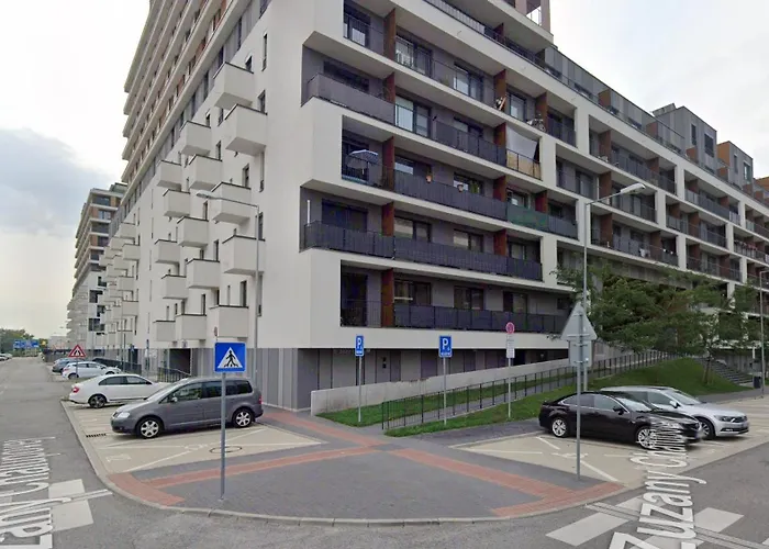 Air Conditioned 1 Room Apartment, Slnecnice